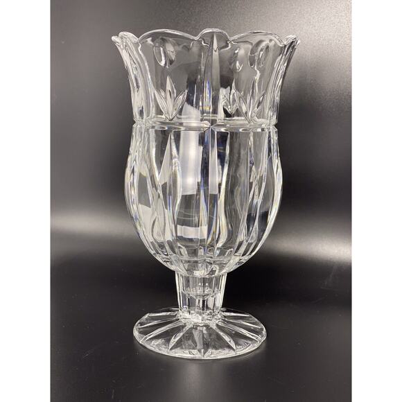 Heavy Clear Deep Cut Glass Pedestal Vase Thumbprint wheat ribbed 7 1/2"x 4 1/2" - Picture 3 of 8